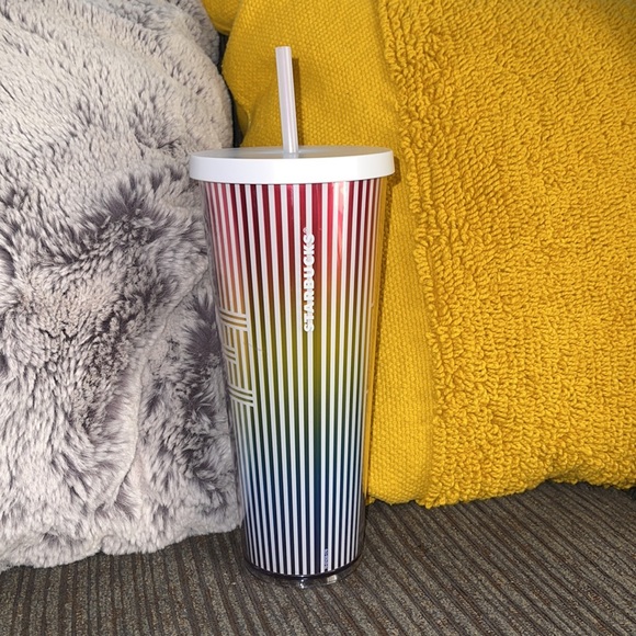 Starbucks Tumbler LOVE - Picture 6 of 15